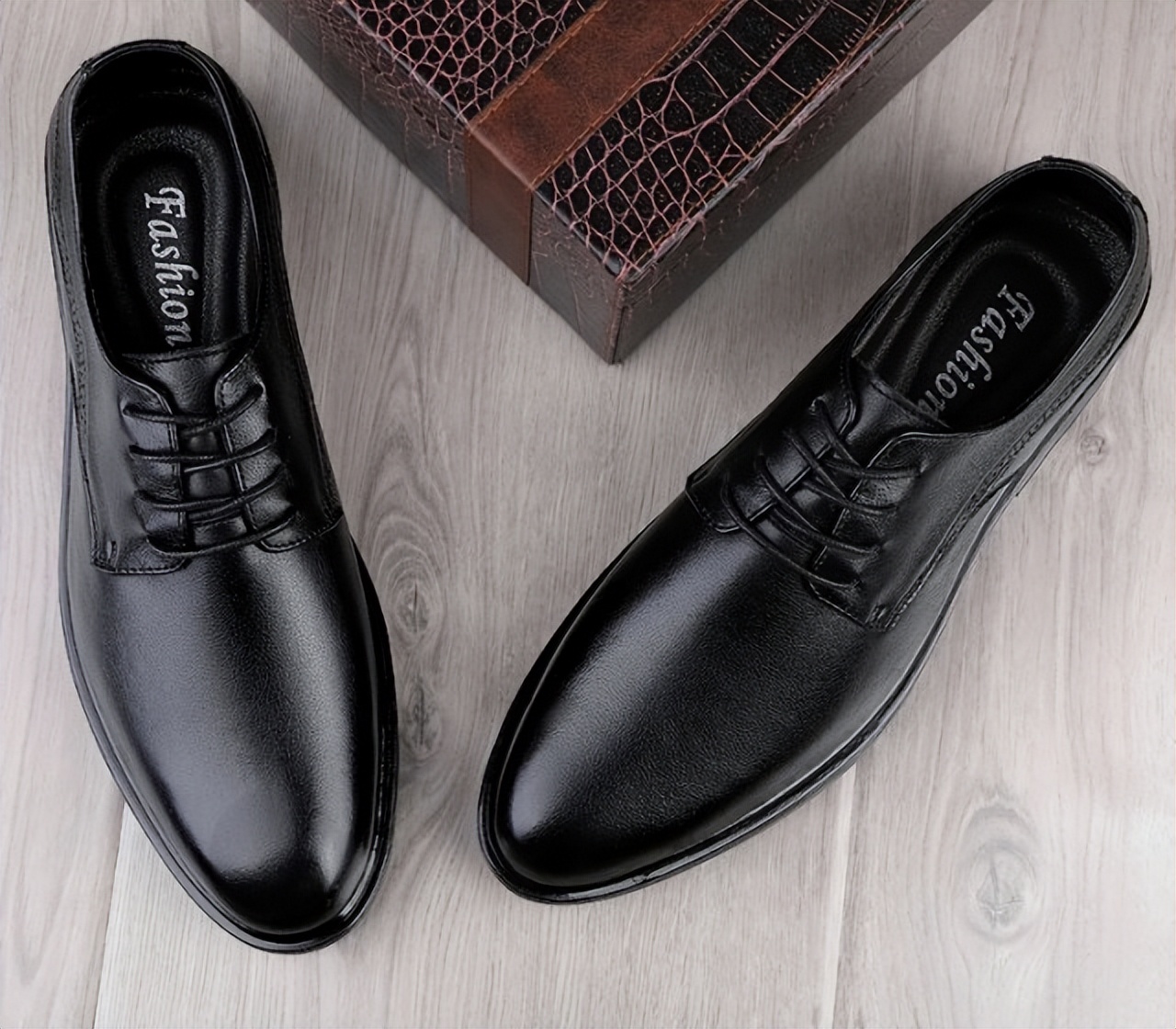 男士皮鞋的选购技巧,顶级高档男士皮鞋