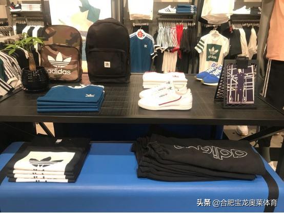 阿迪耐克折扣店加盟,成都耐克阿迪达斯折扣店怎么加盟