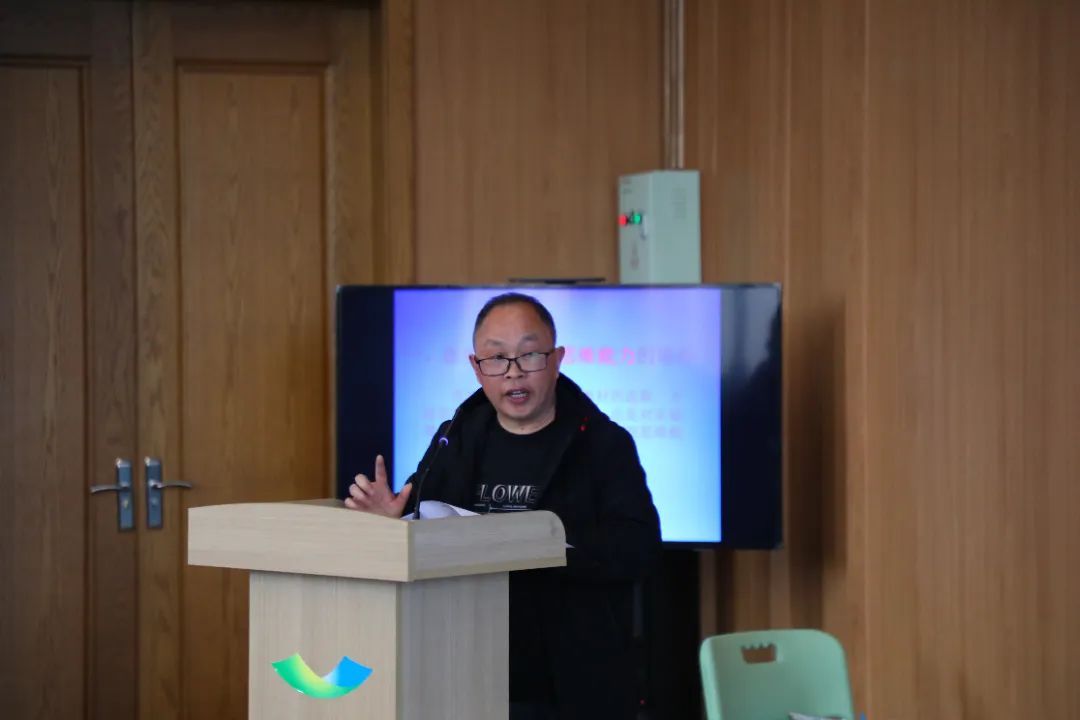 德阳市小学科学研讨活动在德阳巴川中学举行