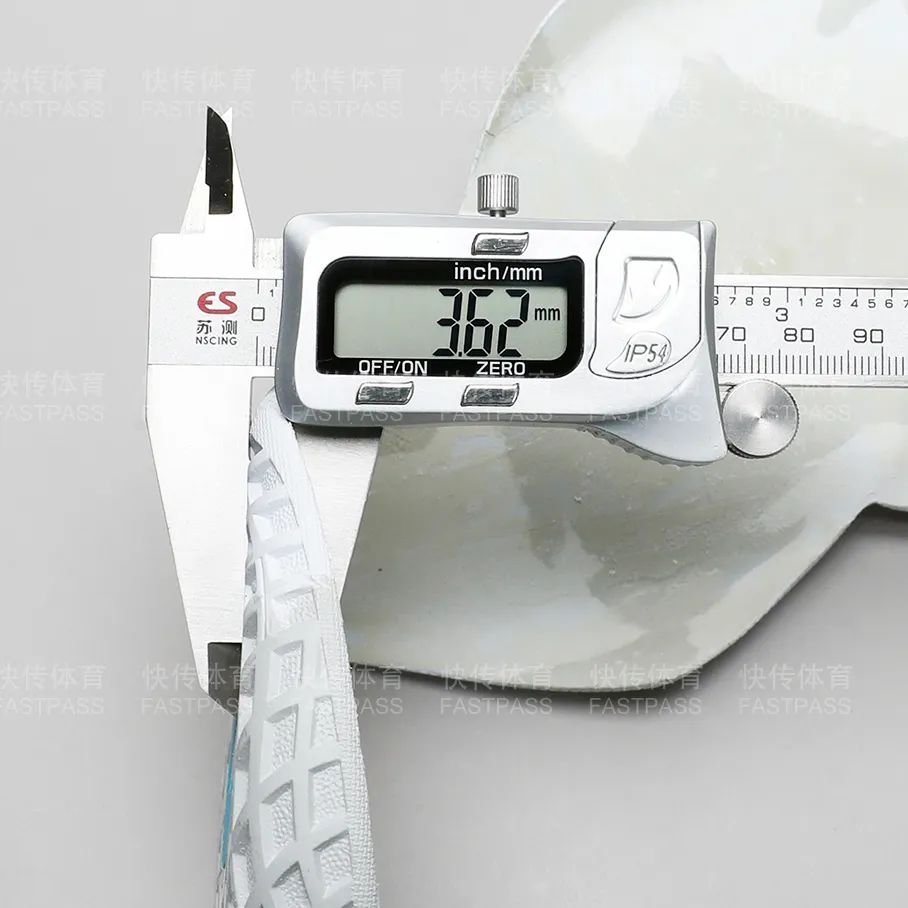 快传球鞋拆解,亚瑟士unprears适合什么位置