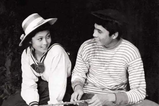 五朵金花生前到底发生了什么,五朵金花的悲惨结局