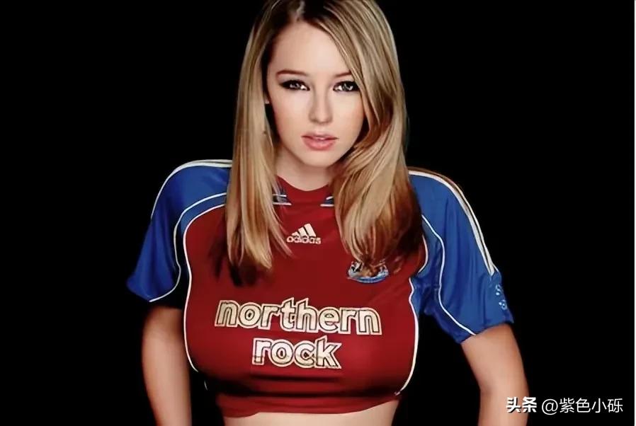 罗西琼斯和姬莉哈泽尔哪个美,姬莉哈泽尔英超最火超模身材