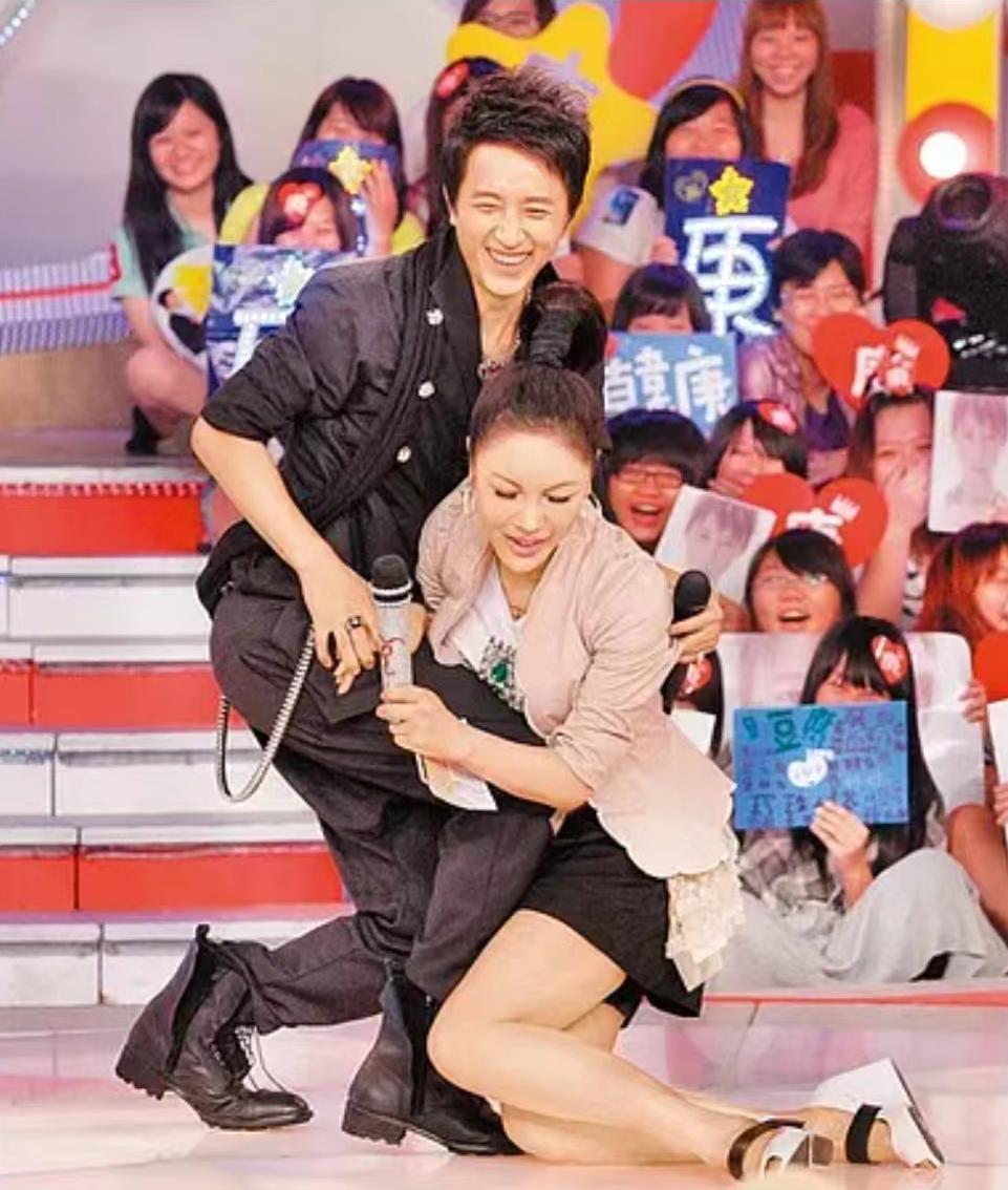 金星调侃张大大完整版,金星老师谈张兰大s事件