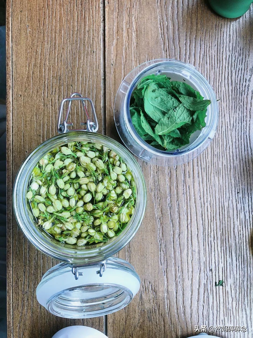 自制薄荷膏让你清凉一夏,自制艾叶薄荷膏