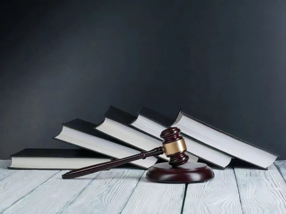 年轻女子敷美白面膜汞中毒,敷了美白面膜女孩肾脏中毒