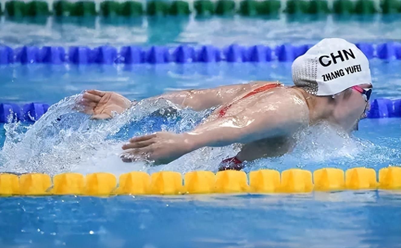 女运动员的痛苦程度,女运动员赛场上痛苦哭