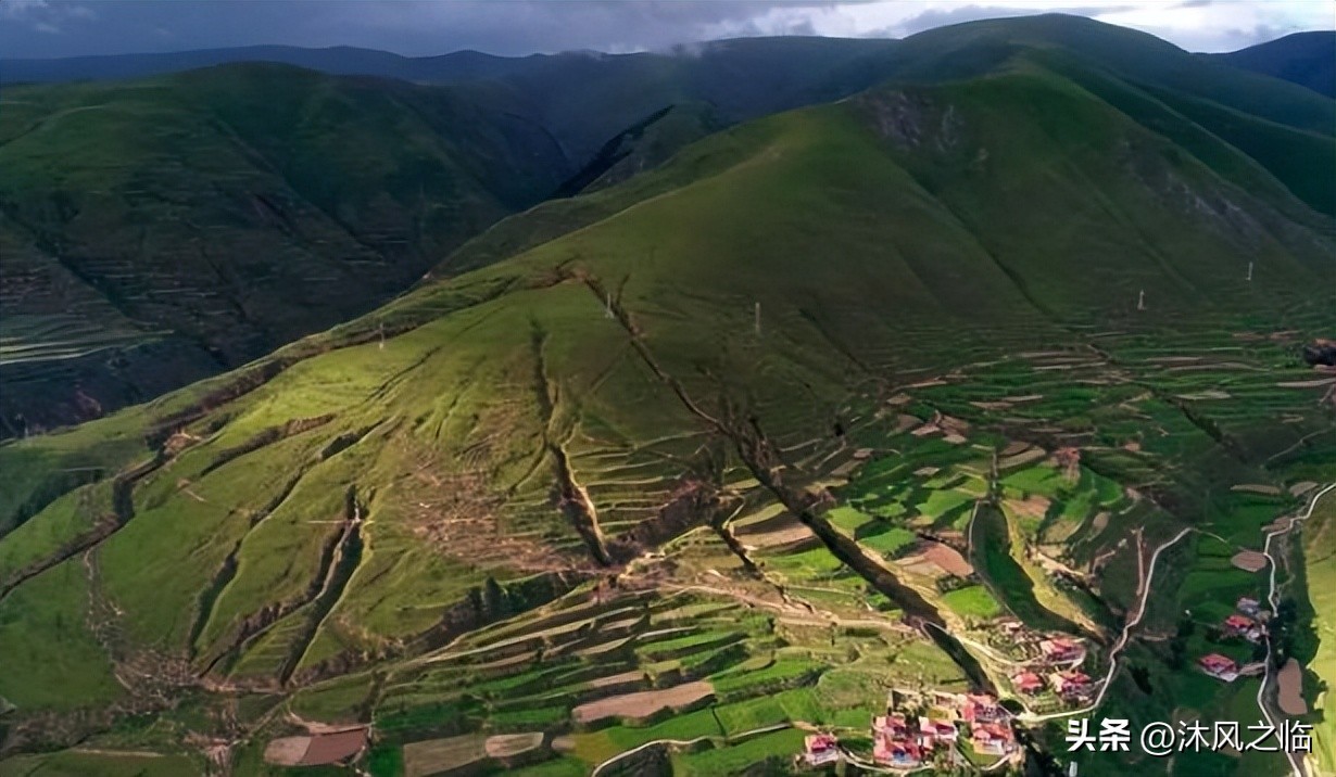 5.12大地震震级,相隔几百公里地震会有影响吗