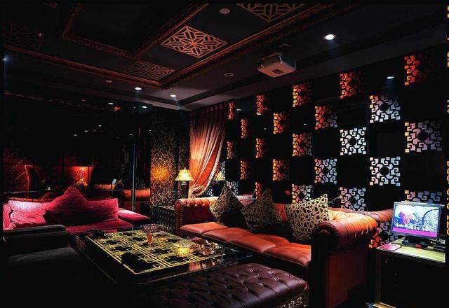 回顾：女佣在KTV与他发生性关系，然后报了警，对男方算强奸罪吗