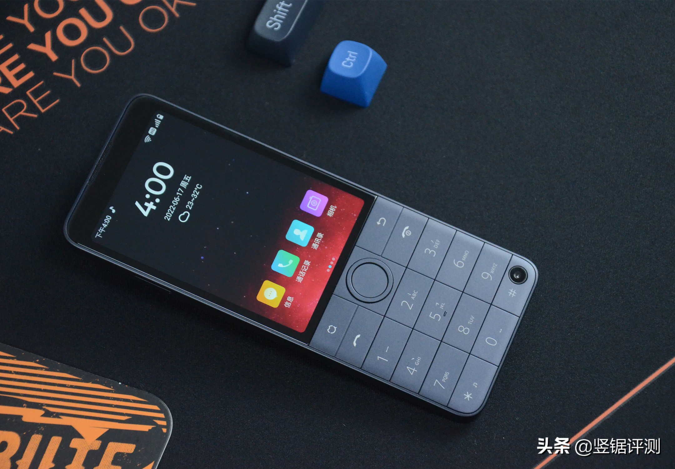 多亲手机f22pro怎么插卡,多亲手机f22pro官方