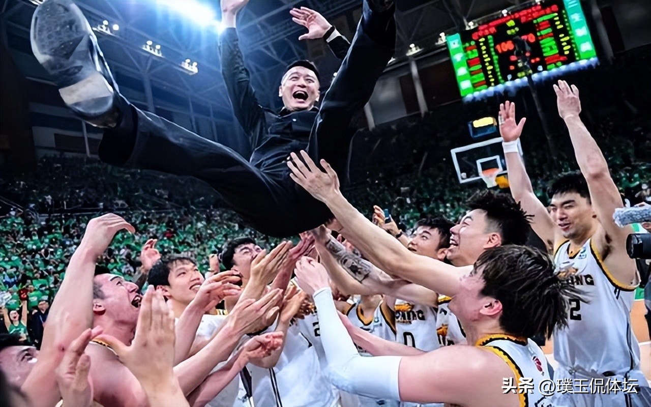 辽篮领袖杨鸣最新消息,杨鸣晒视频回忆与辽篮的点点滴滴