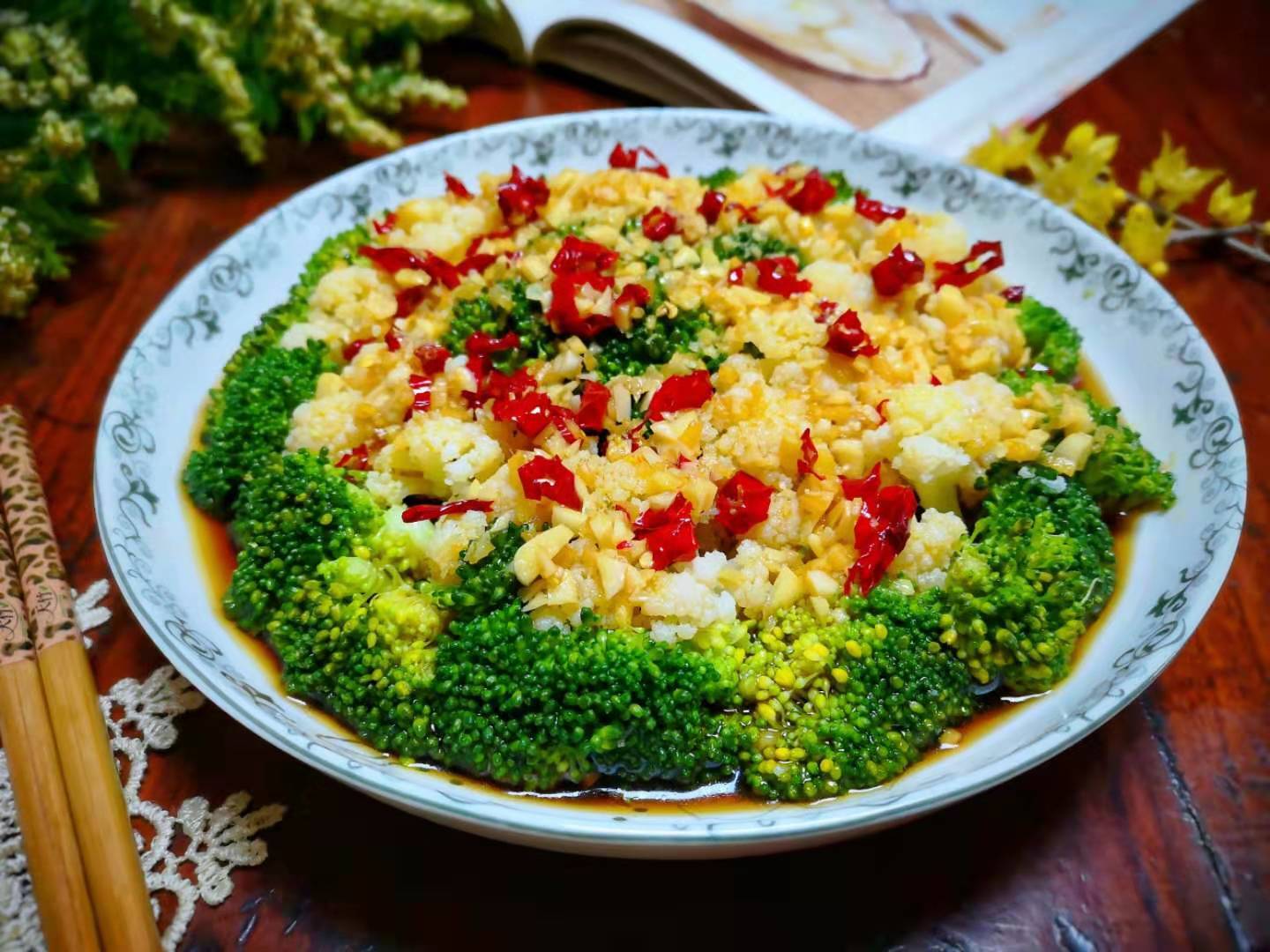 儿童吃什么叶黄素对眼睛好,预防近视要多吃含叶黄素的食物