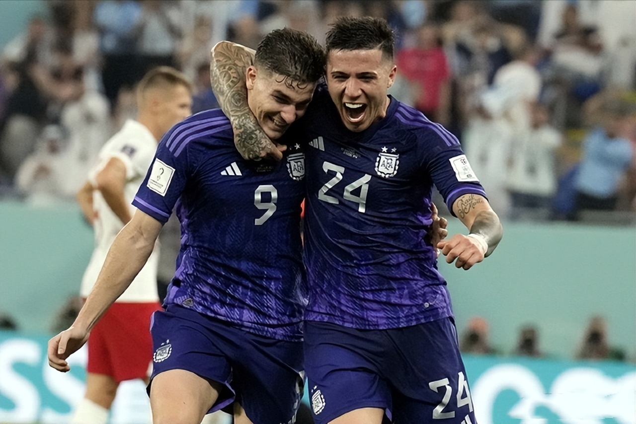 为什么都喜欢阿根廷足球队,为什么喜欢国家队比赛