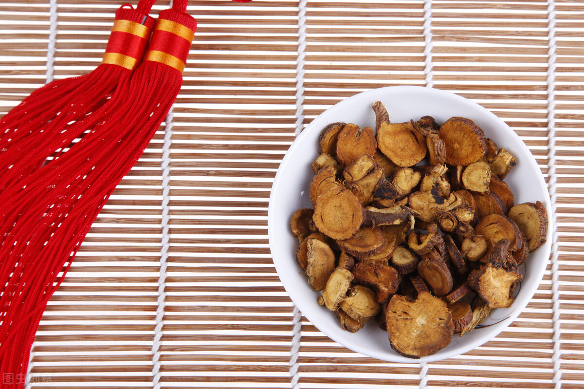 肾虚有火尿频尿急多次小便,排尿有时快有时慢是什么原因