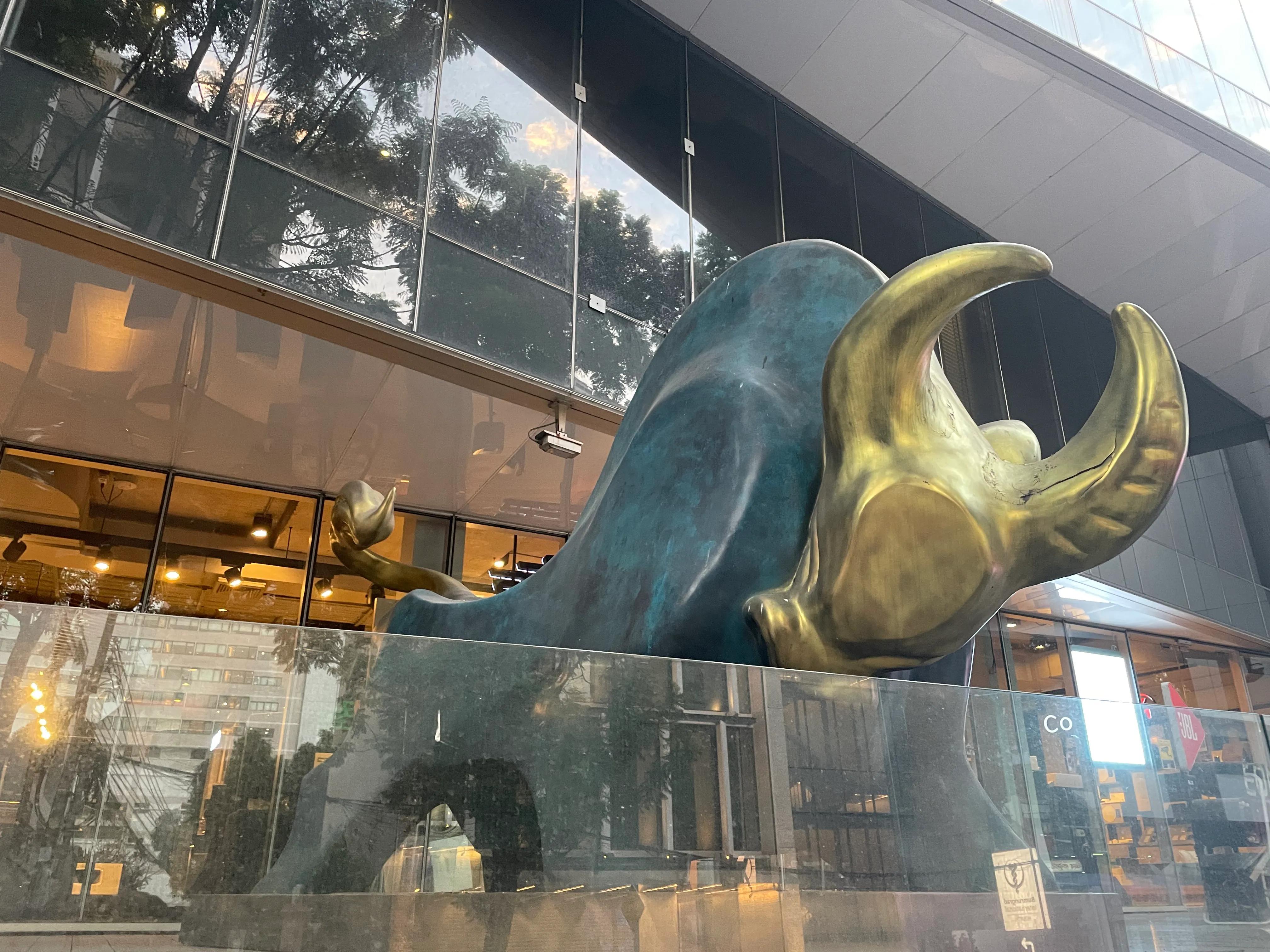 泰国曼谷娜娜街,泰国曼谷酒吧街巴卡拉