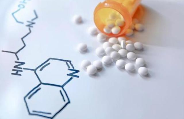 阿奇霉素不能随便吃，建议：服用阿奇霉素时，尽量避开3种药物