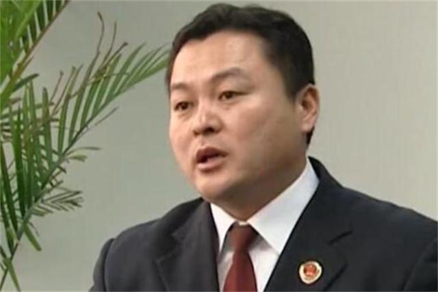 02年重庆夫妇遭投毒亡，村民白酒泡尸等待破案，家属追凶20年未果