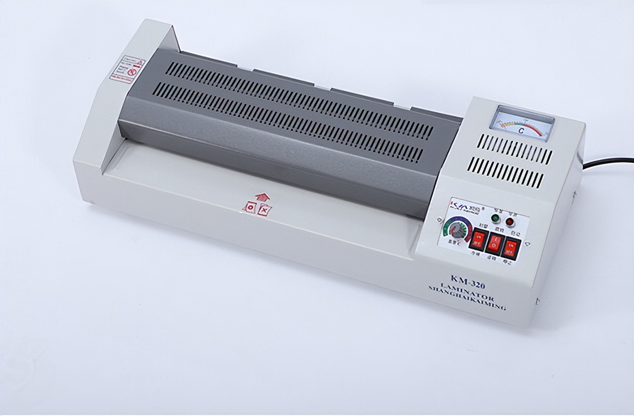 塑封机卡纸卷进去怎么处理,过塑机卡纸烧糊了怎么办