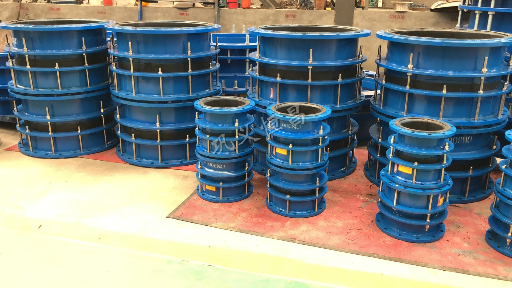 双法兰限位伸缩接头作用,双法兰限位伸缩器能伸缩多长