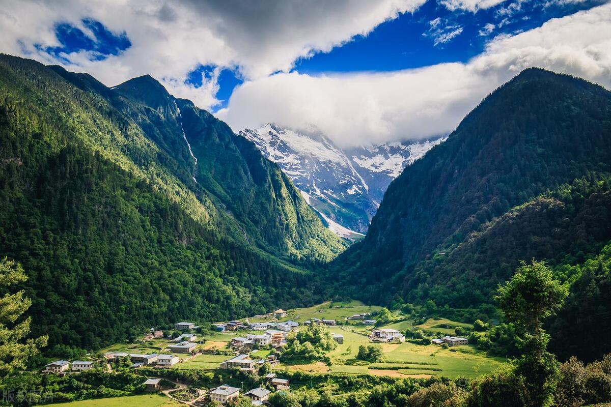迪庆香格里拉必去景点,迪庆香格里拉哪里好玩