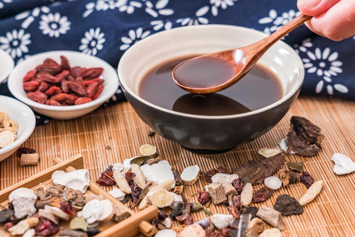 新冠二阳咳嗽剧烈怎么办,新冠二阳了咳嗽吃什么抗生素好