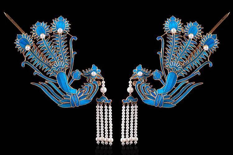 明孝端皇后凤冠出土,孝端皇后的凤冠下会有什么故事呢