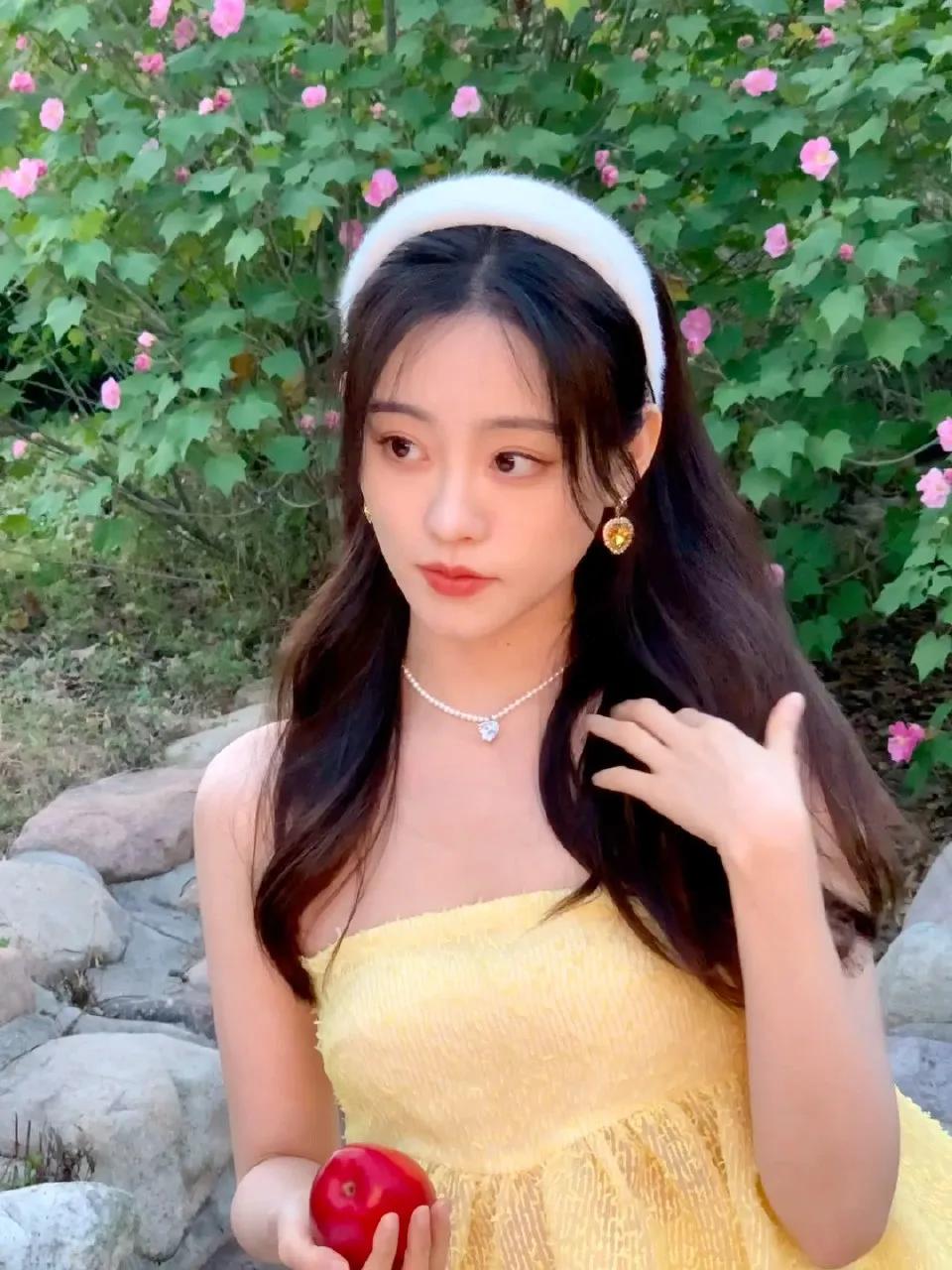 祝绪丹唱当你,祝绪丹吃糖视频完整版