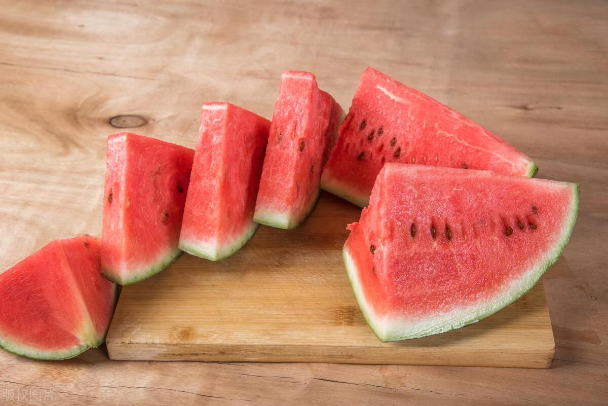 健康夏日营养水果,十种美味水果留住水嫩肌肤