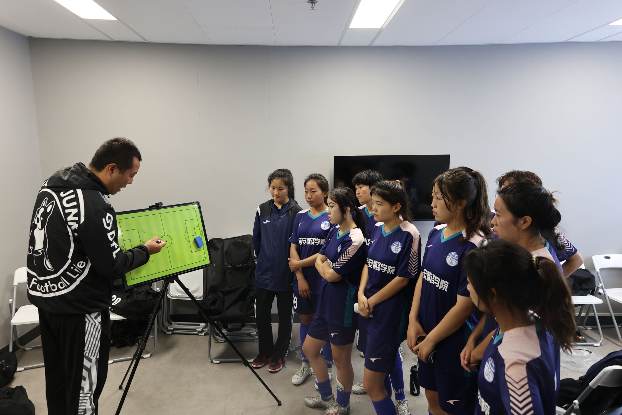 西安翻译学院女足冠军,西译女子足球队