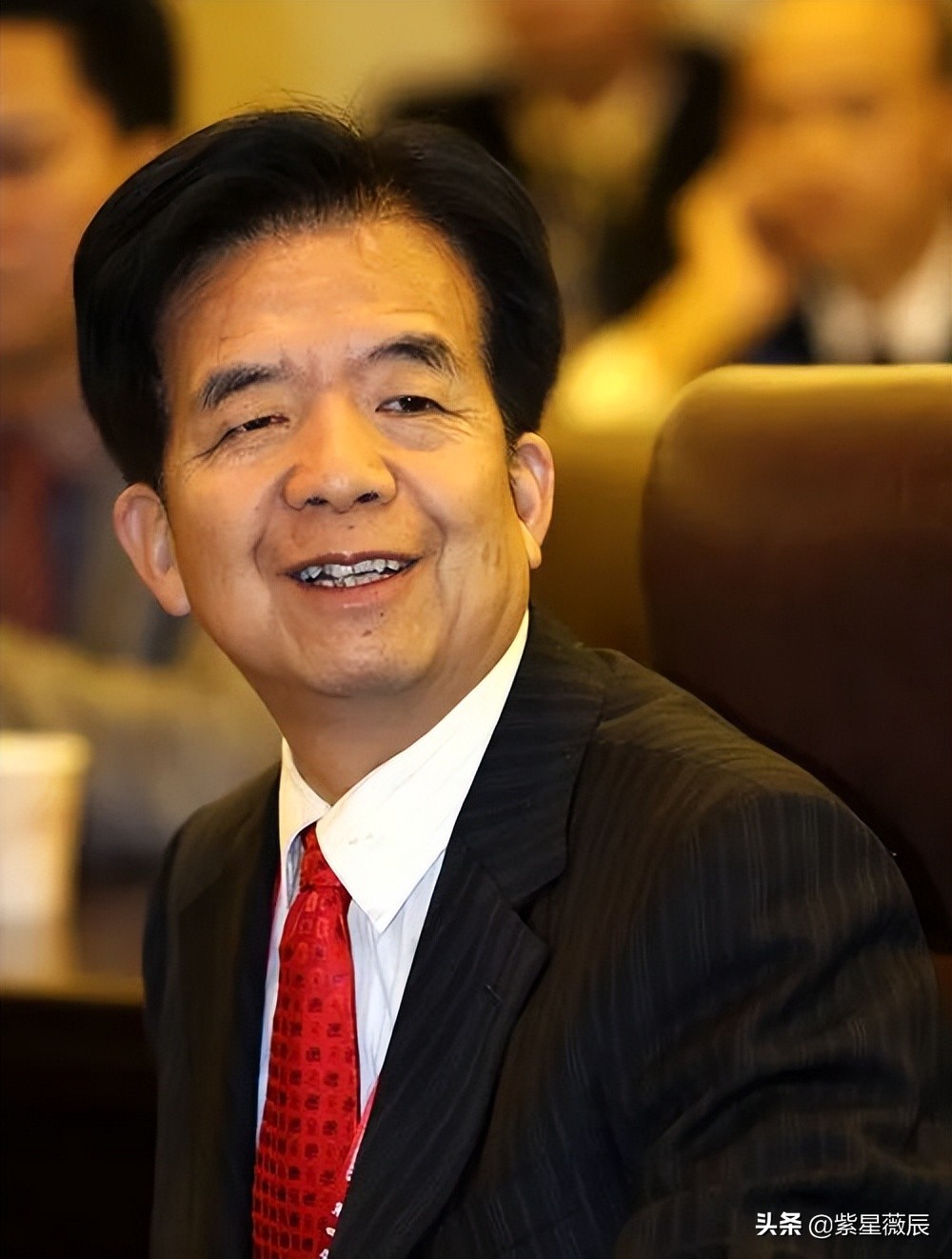 中国扑克界龙头，一年卖7亿副的姚记扑克，2019年为何突然改名？