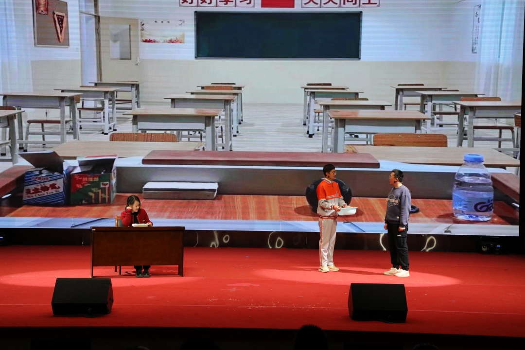 小店检察院、小店法院联合举办“守公平守正义新时代新征程”迎新春表彰联欢会