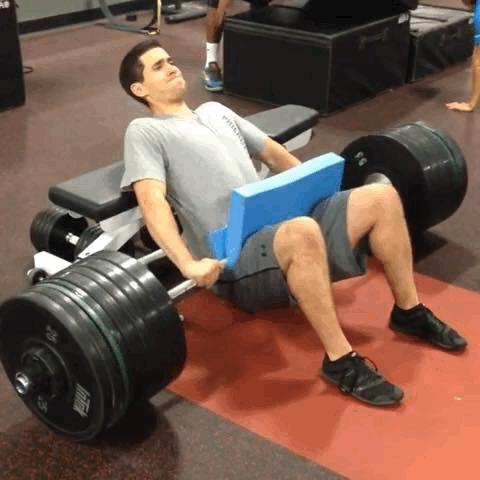 男人太瘦怎么变壮,男生瘦到多少斤适合开始练肌肉