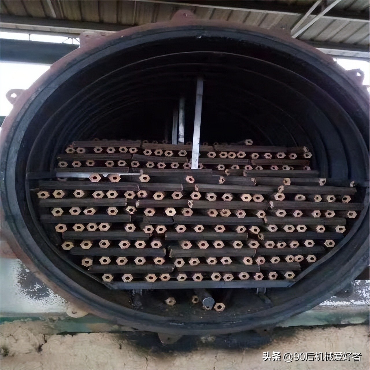 木炭加工成本及利润,一吨木炭的成本及利润