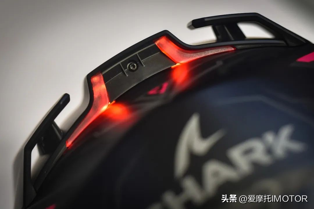 shark大尾翼是限量盔么,shark大尾翼赛道盔