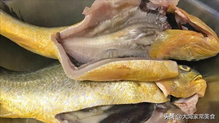 黄花鱼怎么炸比较酥脆,炸黄花鱼粘锅怎么回事