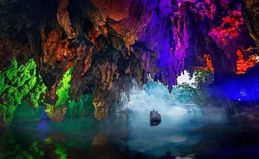 贵州省望谟县有哪些旅游景点,贵州省大方县有哪些旅游景点