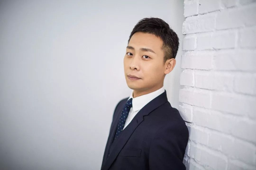 张译几几年结婚的,张译为何娶大6岁二婚妻子