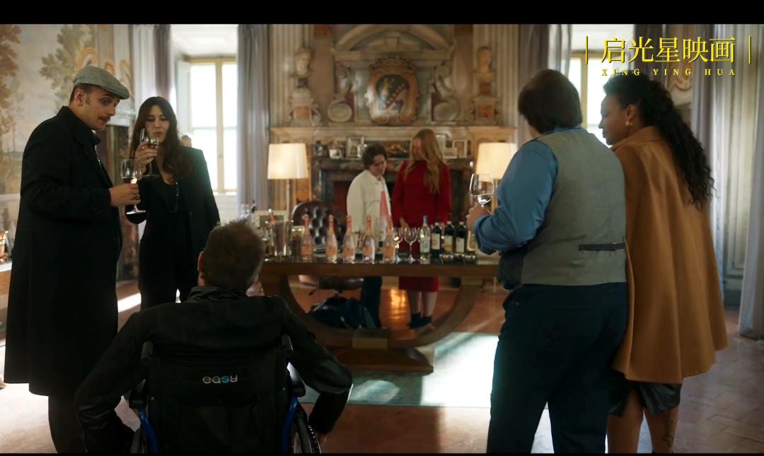 黑帮女老大成长史,黑帮女老大的传奇人生