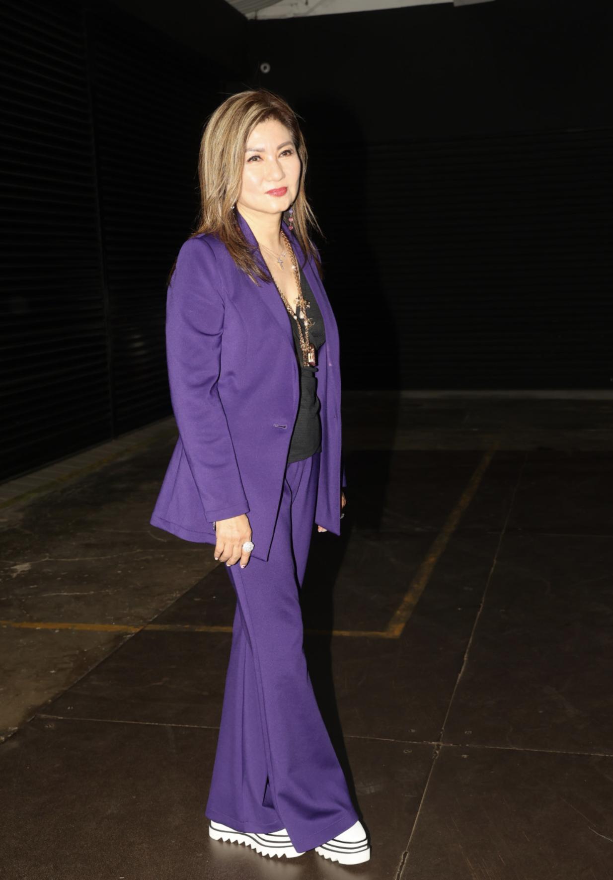 乐易玲61岁生日众星云集,曾志伟乐易玲台庆