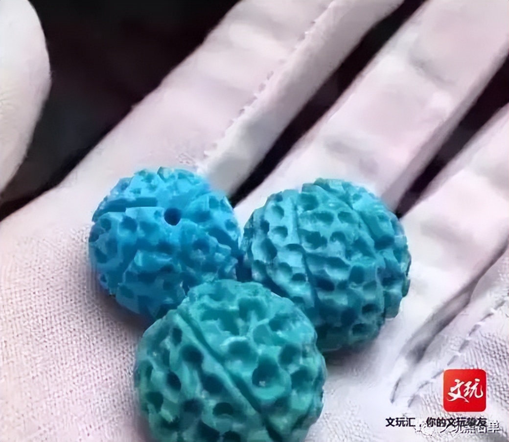 这些让我笑得合不拢腿的金刚菩提！笑完竟然有点想要