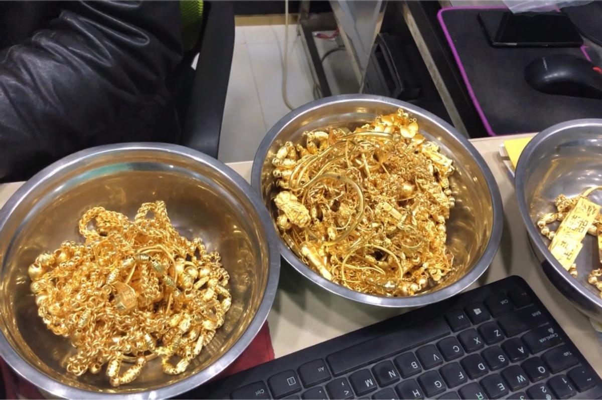 ido的钻石是怎么来的 (攒金豆的年轻人)