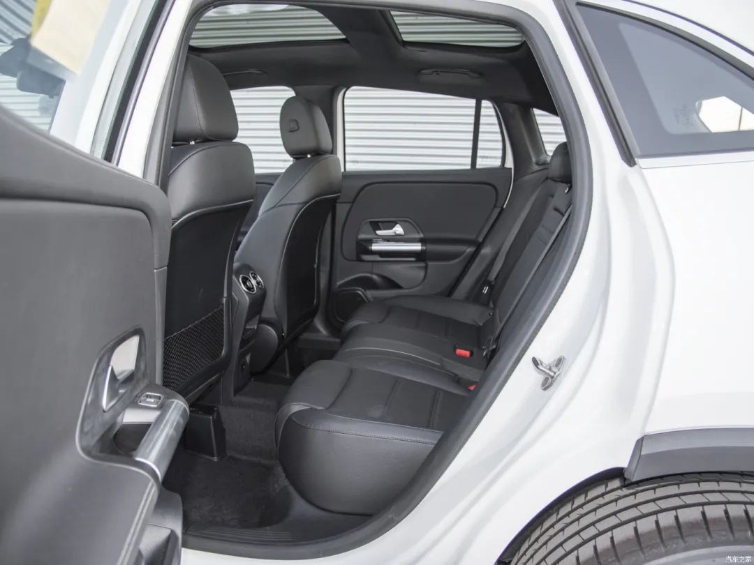 2023款宝马x1和2023奔驰gla哪款好,奔驰gla值得购买吗