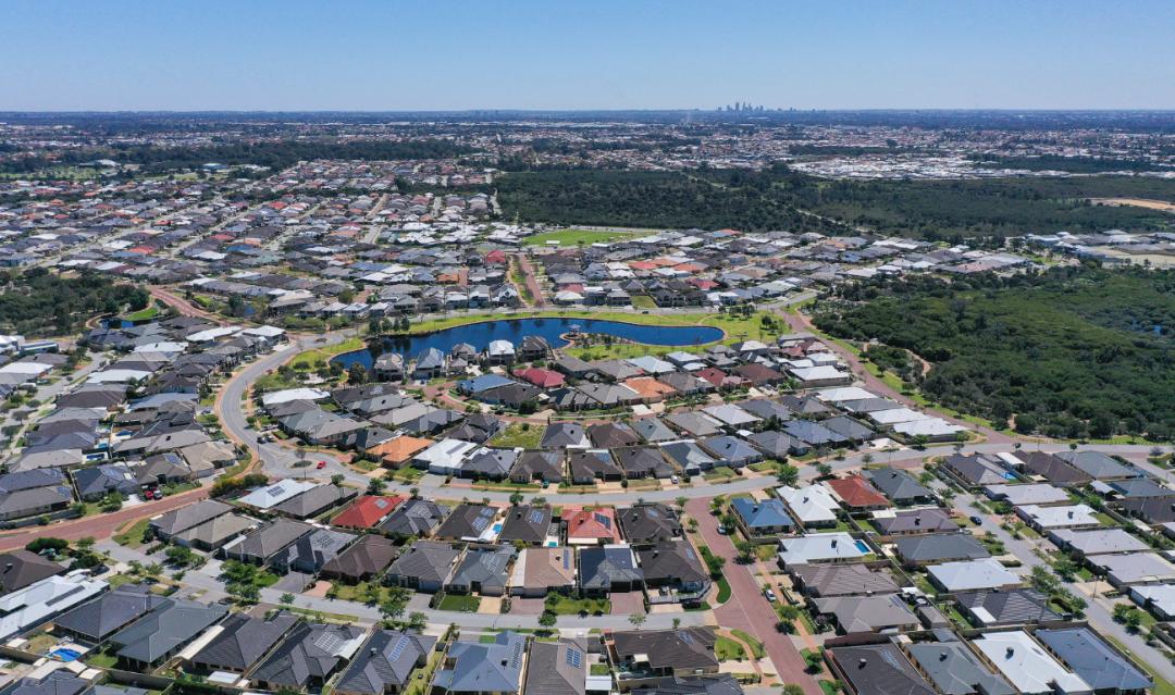 中国逆变器兵团在澳洲要被恶意*压打**，固德威独家发声！