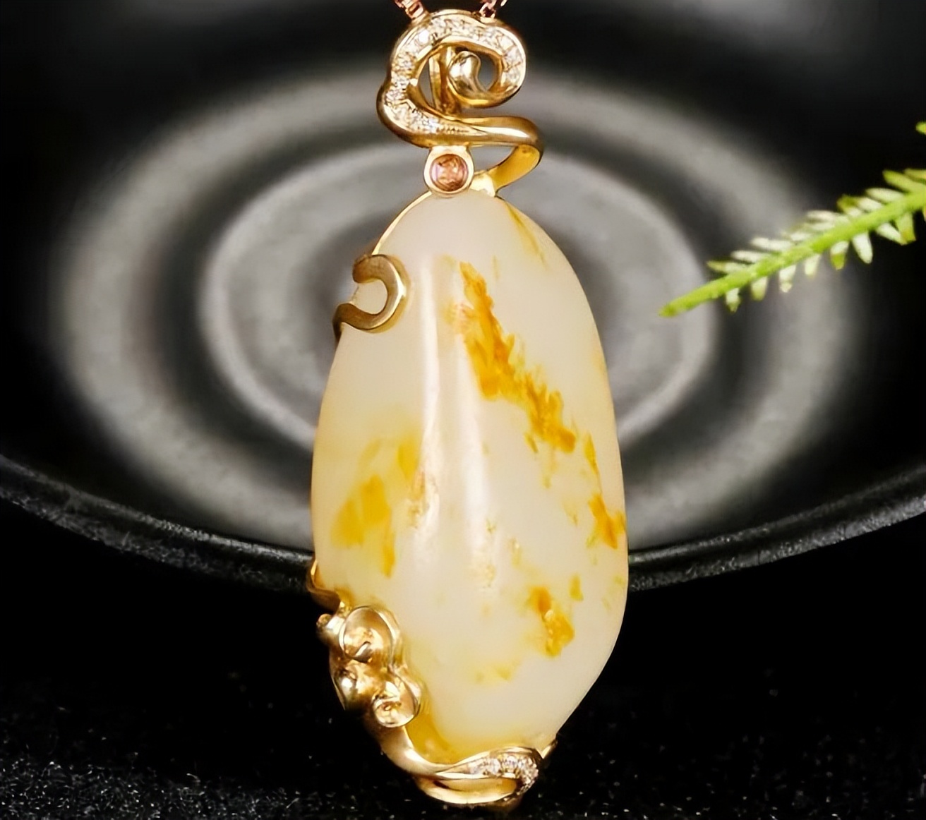 金镶玉只剩玉了怎么办,玉镶金和金镶玉的寓意