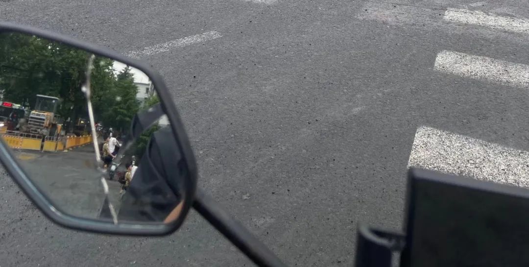 天啊,在网上刷到了前老板的送外卖日记#X351