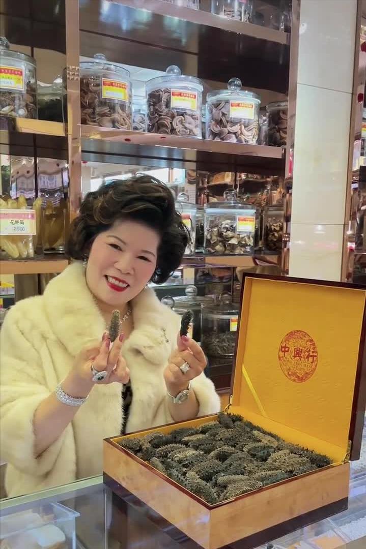 鲍鱼家姐豪宅面积,鲍鱼家姐身价上亿