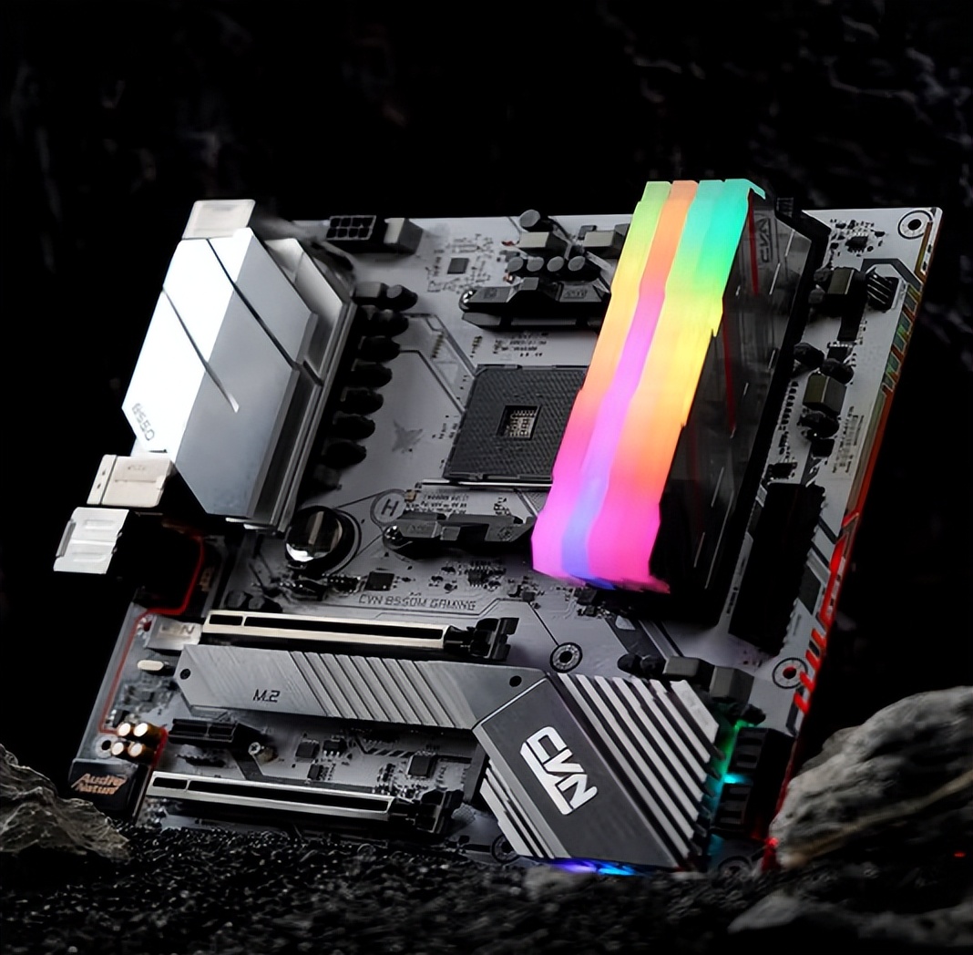 电脑台式机内存条价格,笔记本电脑和台式机内存条一样吗