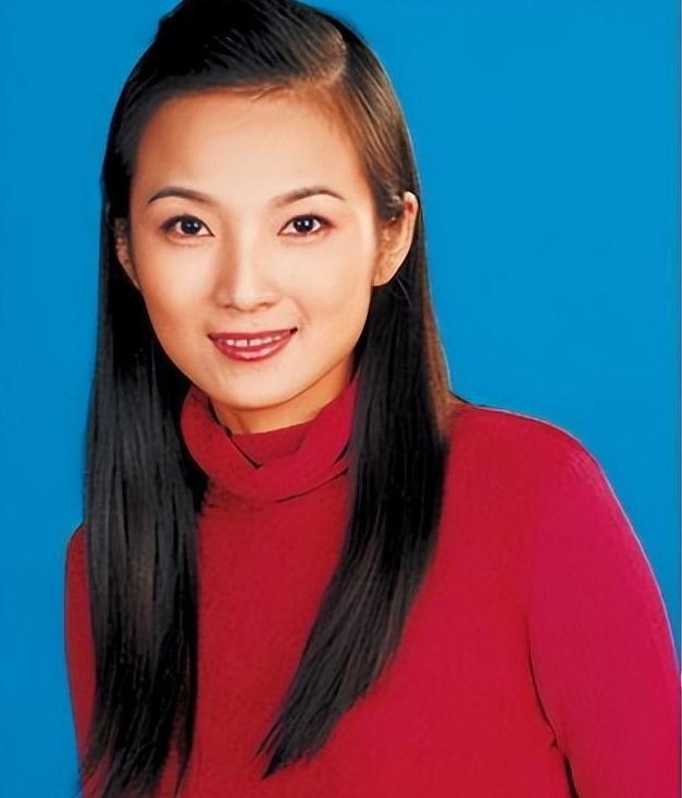 主持人管彤41岁嫁普通丈夫,著名主持人管彤结婚了吗