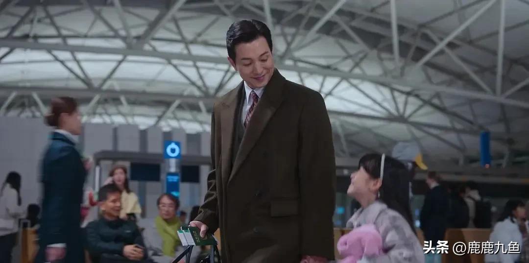 深度解析《黑暗荣耀》河道英不放弃妻子婚内出轨生下的女儿