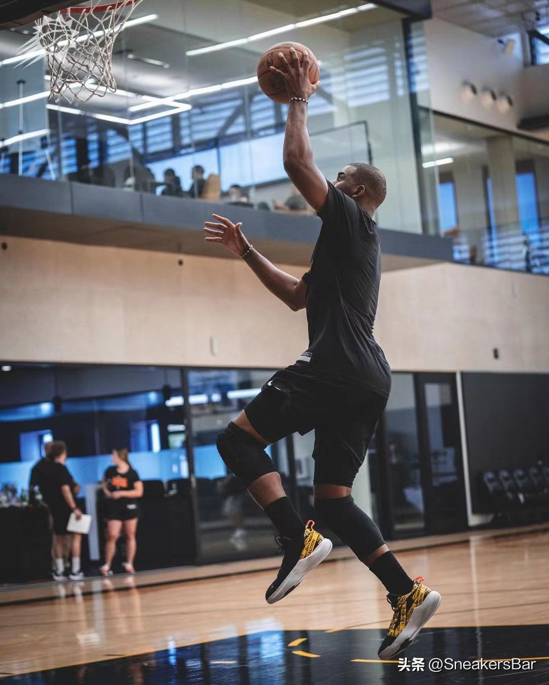 nba球星上脚球鞋pg,每日nba球星上脚球鞋