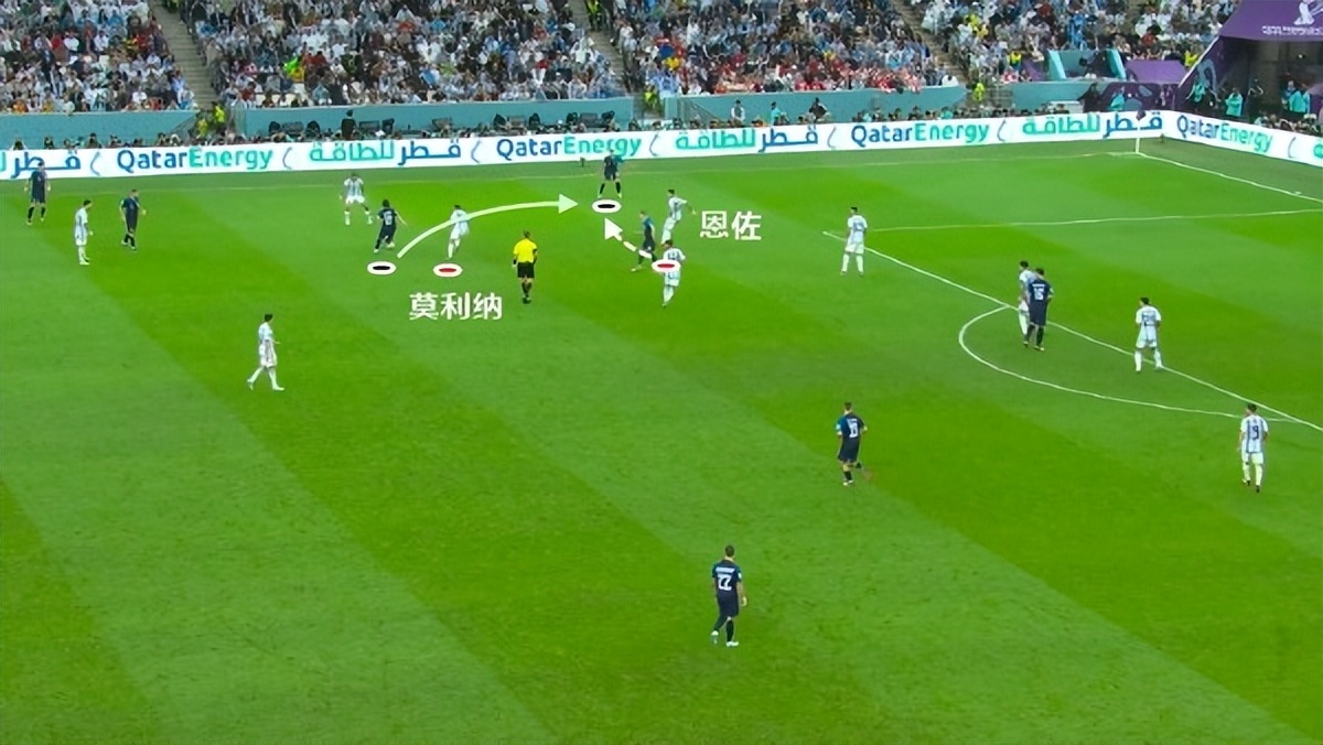 河床双子星是梅西的惊喜！那个写诗少年，成了阿根廷中场大腿